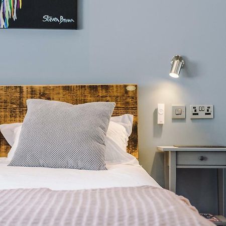 Lymm Boutique Rooms Exterior photo